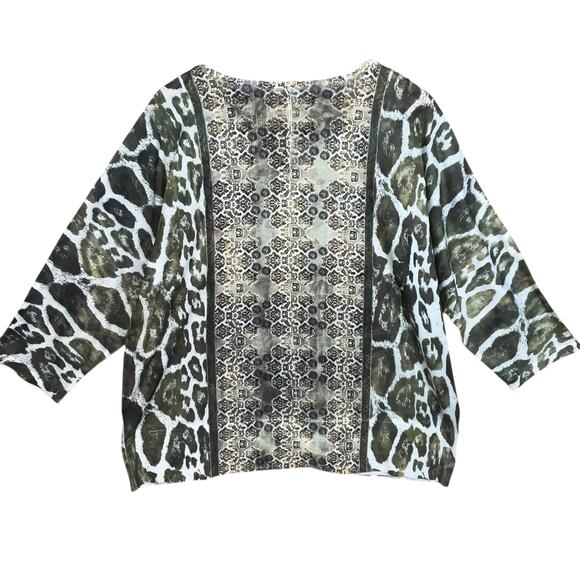 CHICOS Women’s Green Animal Print Beaded Boho Chic Relaxed Fit Blouse‎ 3/XL - Picture 2 of 6